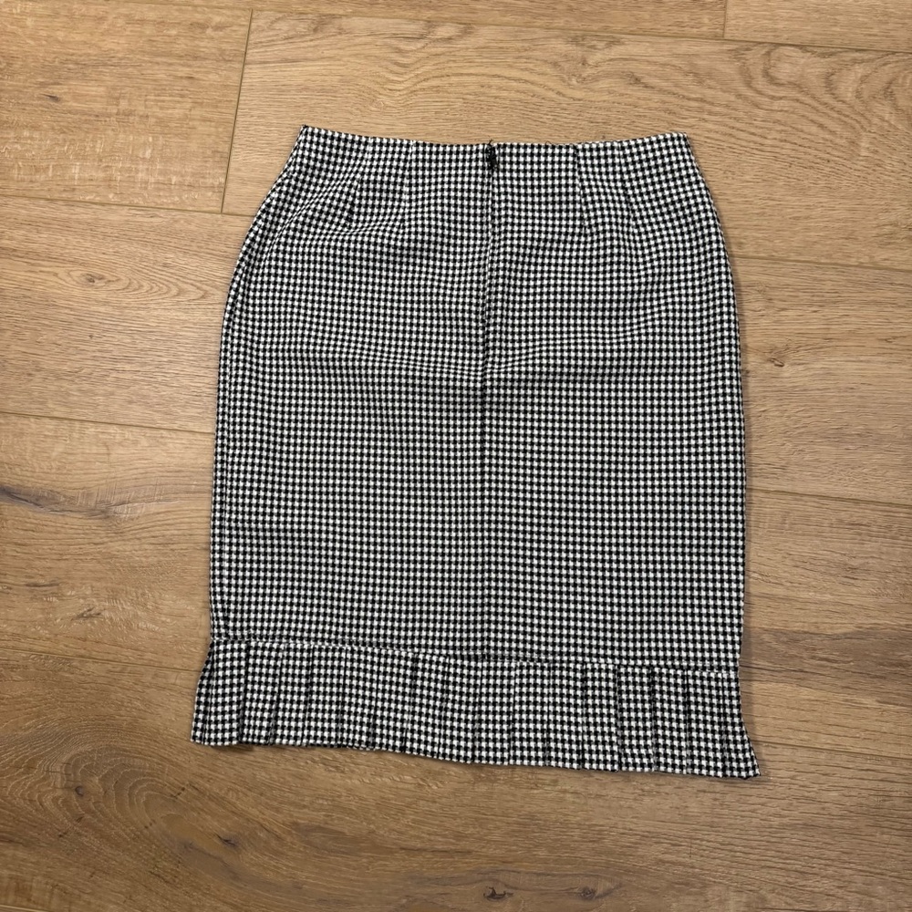 Vintage Sweet Suit Black White Houndstooth Skirt Suit Set Size 8 - Picture 10 of 14